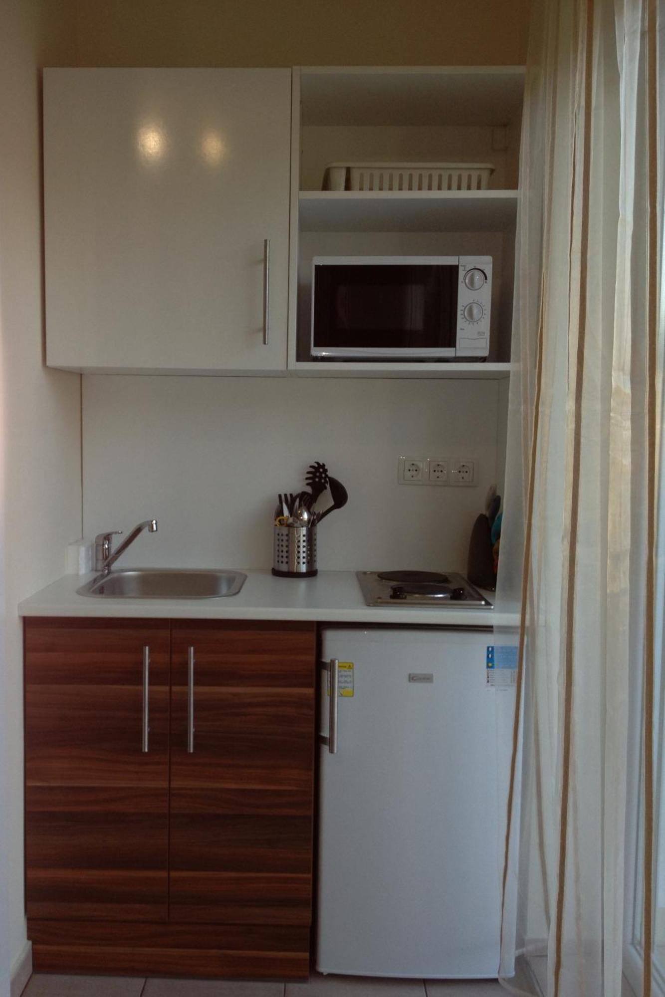 Doris Apartments Сиофок Екстериор снимка